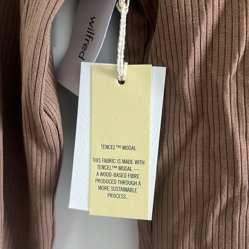 NWT Aritzia Wilfred Only Long Sleeve Blouse - Saville / Tan Brown (S) - Picture 3 of 7